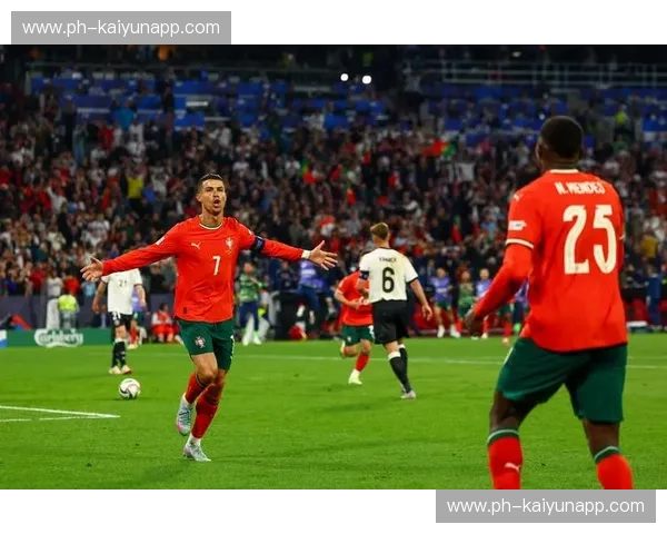 桑托斯vs托卢卡：绿茵场上的宿命对决，荣耀与梦想的燃烧